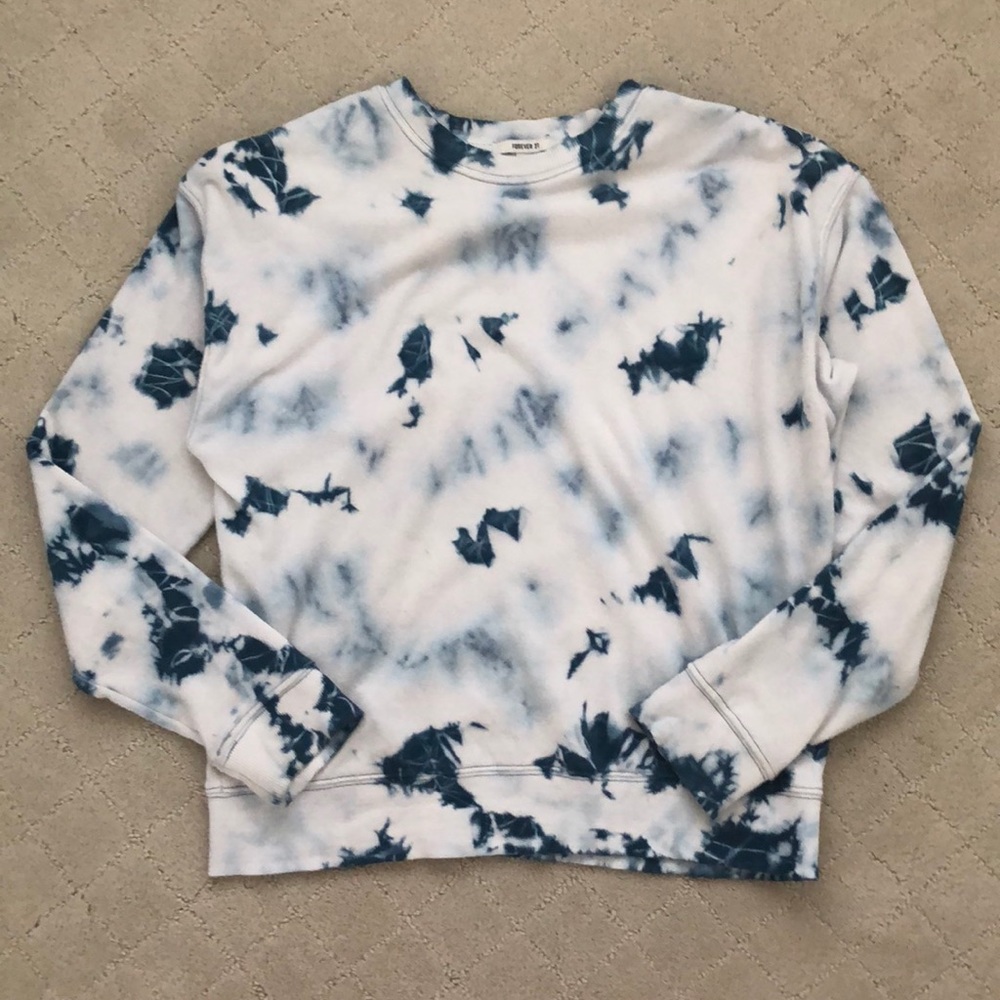 FOREVER 21 crewneck